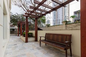 Image 41 - 916778