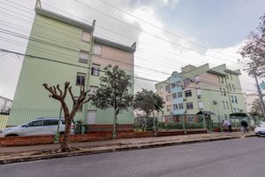 Image 35 - 882417
