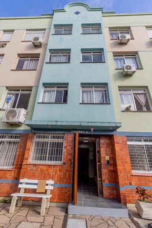 Image 34 - 882417