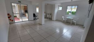 Image 31 - 885746
