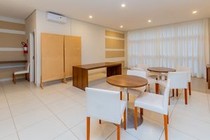 Image 32 - 894045