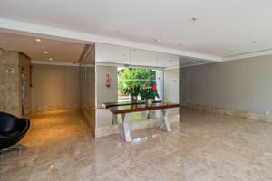 Image 10 - 129617