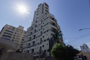Image 33 - 926544