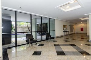 Image 39 - 926544