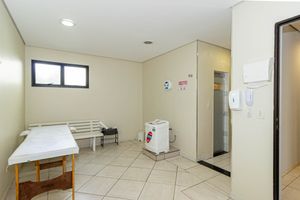 Image 44 - 926544