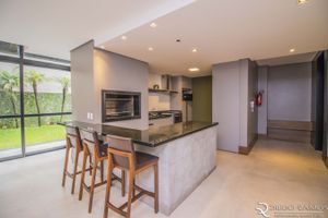 Image 4 - 175652