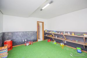 Image 15 - 2318