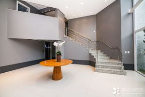Image 42 - 828361