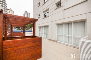 Image 53 - 828361