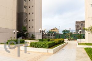 Image 26 - 820006