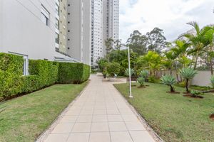 Image 65 - 870104