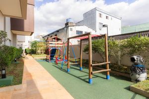 Image 12 - 322937