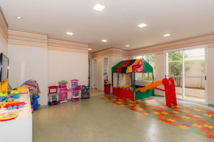 Image 33 - 322937