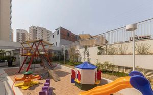 Image 179 - 860229