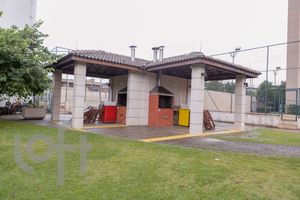 Image 67 - 882630