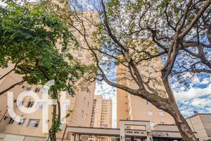 Image 32 - 882630