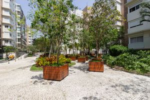 Image 68 - 928750