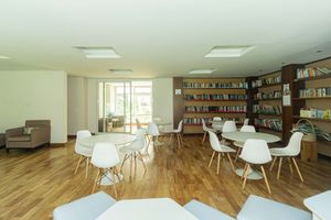 Image 76 - 928750