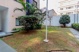 Image 33 - 885153