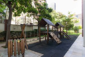 Image 79 - 875308