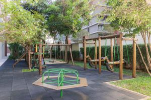 Image 81 - 875308