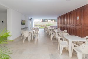 Image 36 - 898224