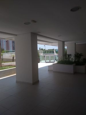Image 14 - 25202