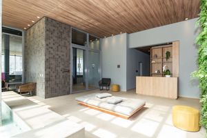 Image 33 - 733721