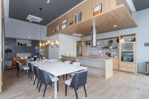 Image 50 - 733721