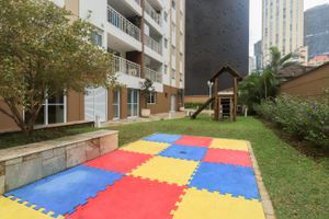 Image 24 - 847698
