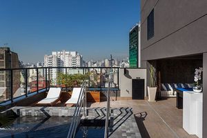 Image 14 - 25672