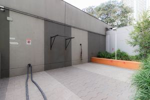 Image 21 - 874427