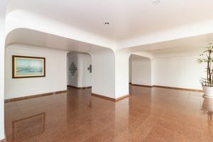 Image 36 - 878988