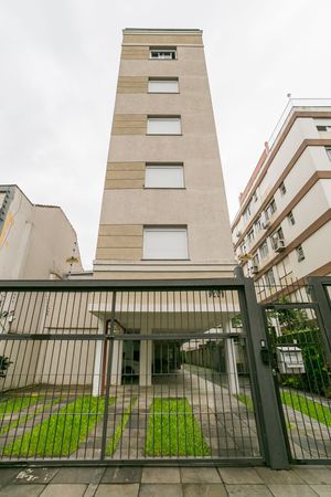 Image 15 - 881788