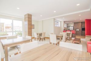 Image 30 - 858917