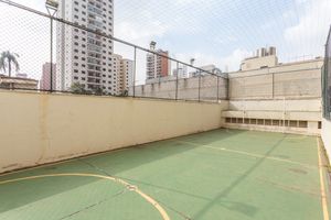 Image 62 - 325570