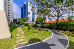 Image 104 - 605736
