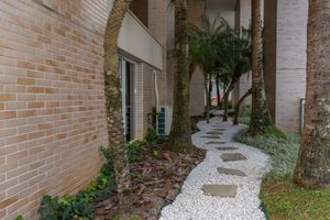 Image 61 - 867726