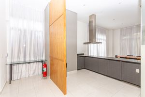 Image 79 - 867726