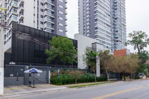 Image 19 - 874117