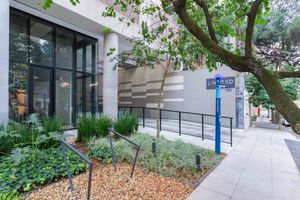 Image 8 - 882763