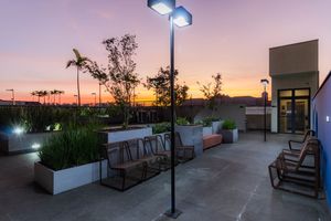 Image 14 - 397849