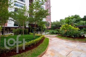 Image 76 - 922578