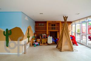Image 85 - 922578