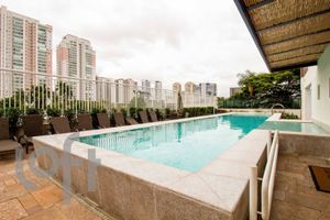 Image 83 - 922578