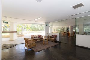 Image 41 - 877522