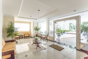 Image 37 - 874741