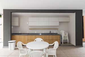 Image 45 - 327767