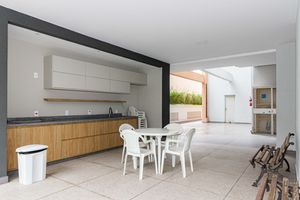 Image 46 - 327767
