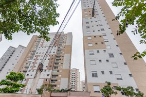 Image 19 - 318700